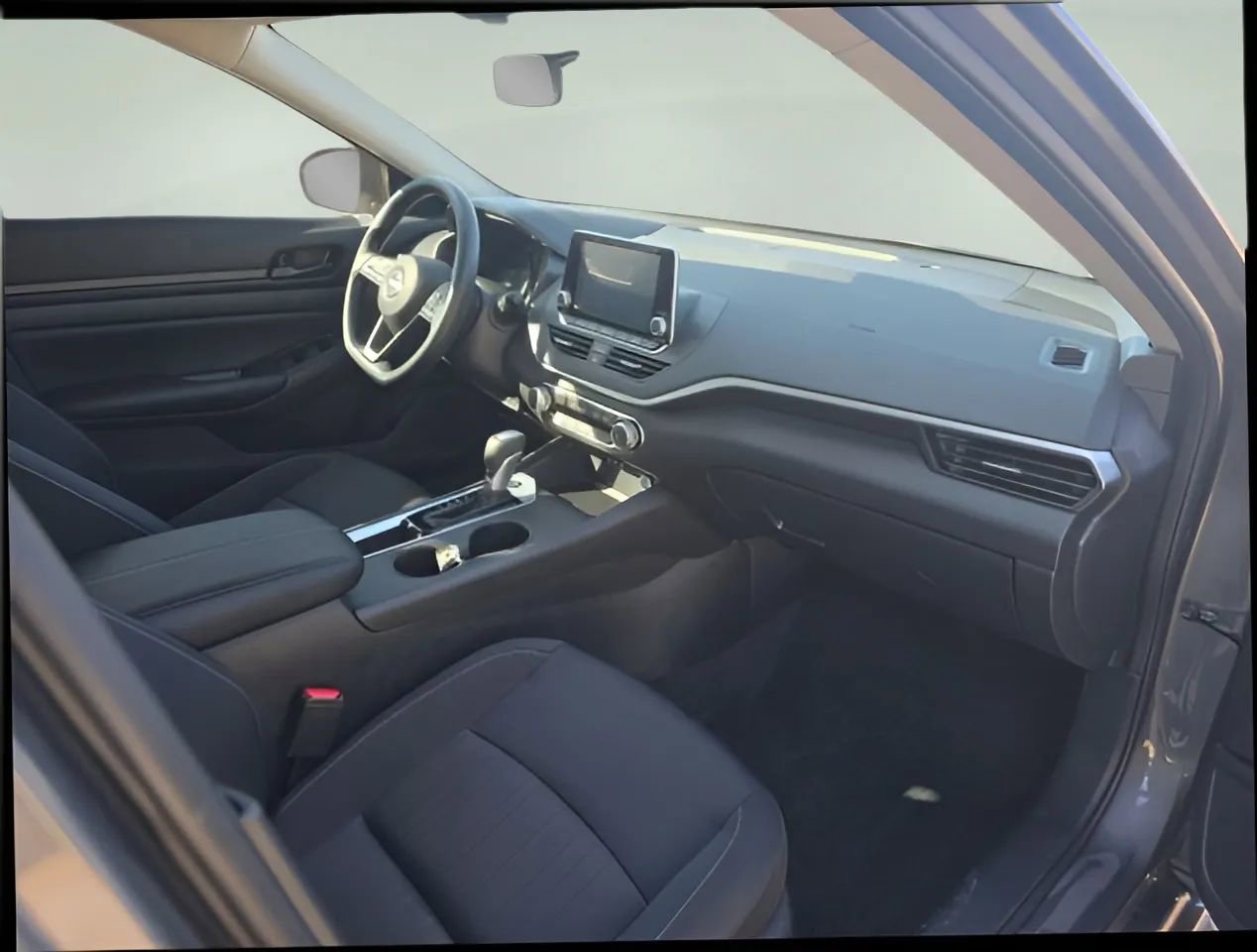 Used 2025 Nissan Altima 2.5 S image 21