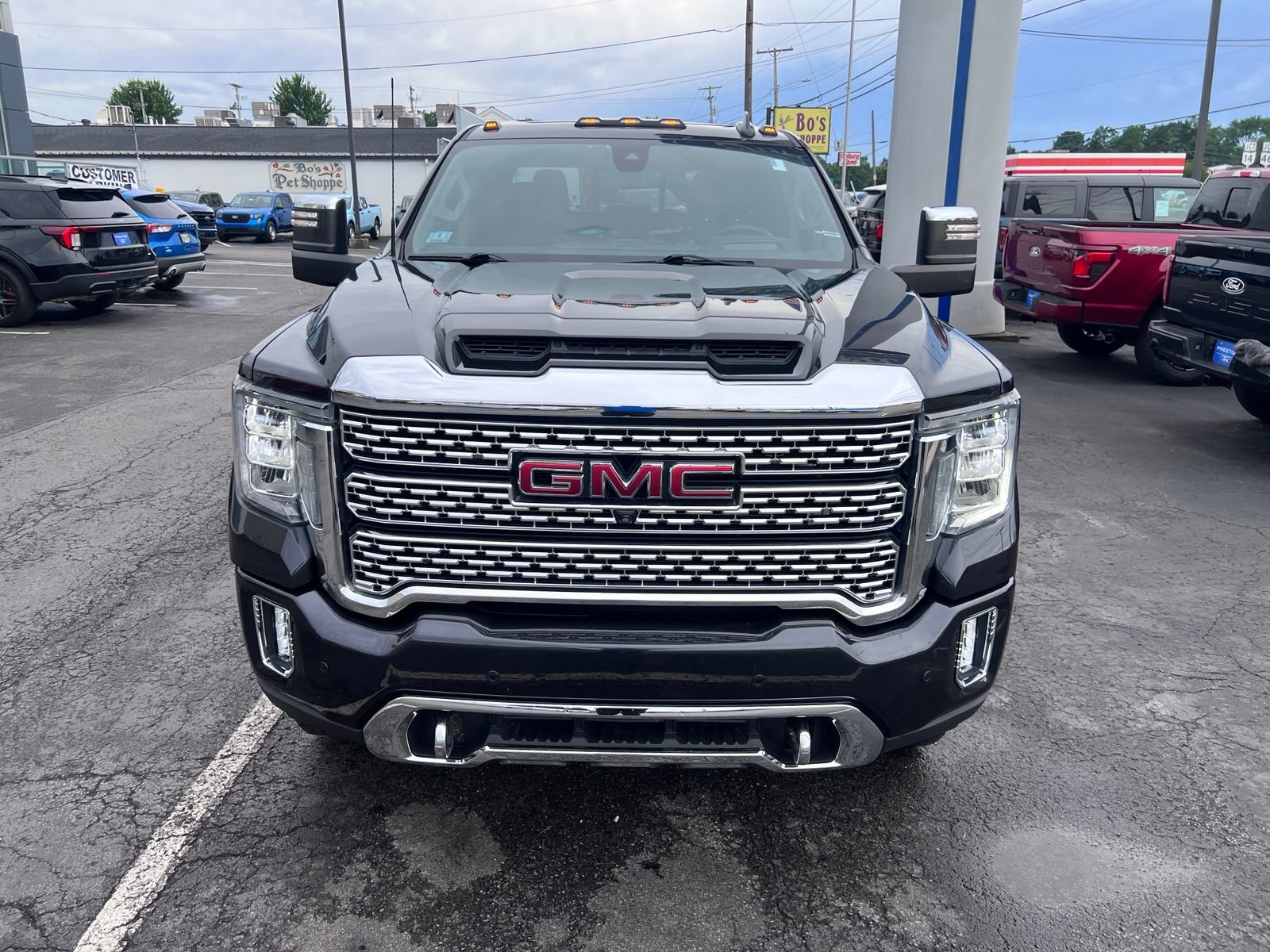 Used 2020 GMC Sierra 2500 Denali w/ Denali Ultimate Package AWD/4WD image 2