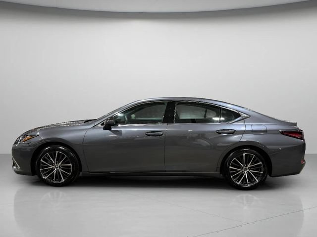 Used 2024 Lexus ES 350 w/ Premium Package FWD image 6