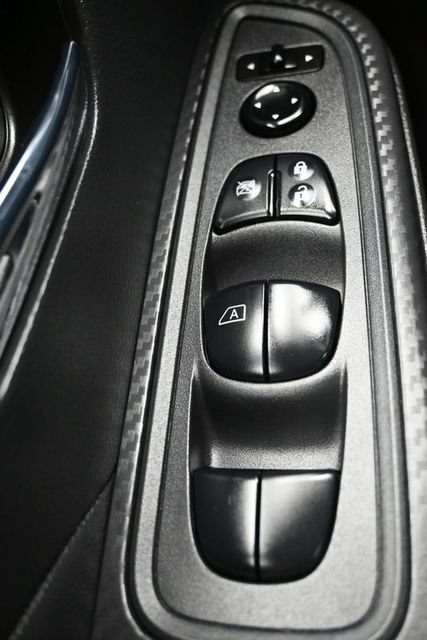 Used 2024 Nissan Versa SV FWD image 21