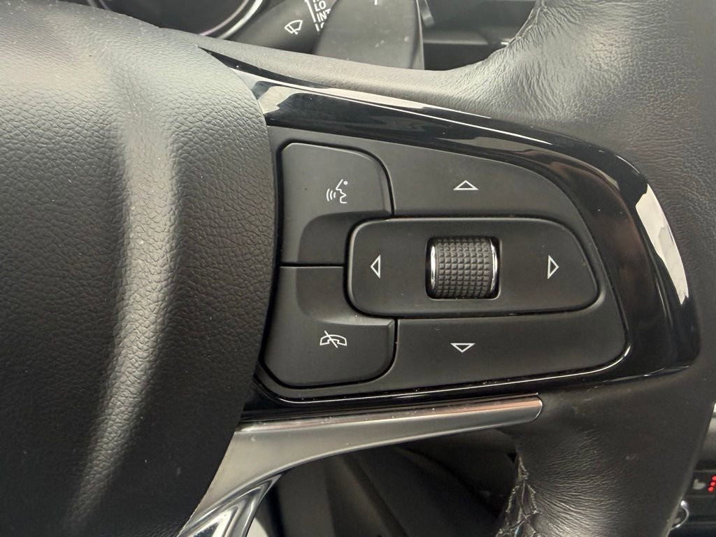 Used 2023 Buick Enclave Essence w/ Experience Buick Package image 29