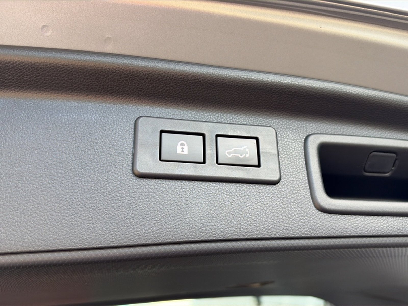 Used 2023 Subaru Forester Premium AWD/4WD image 26