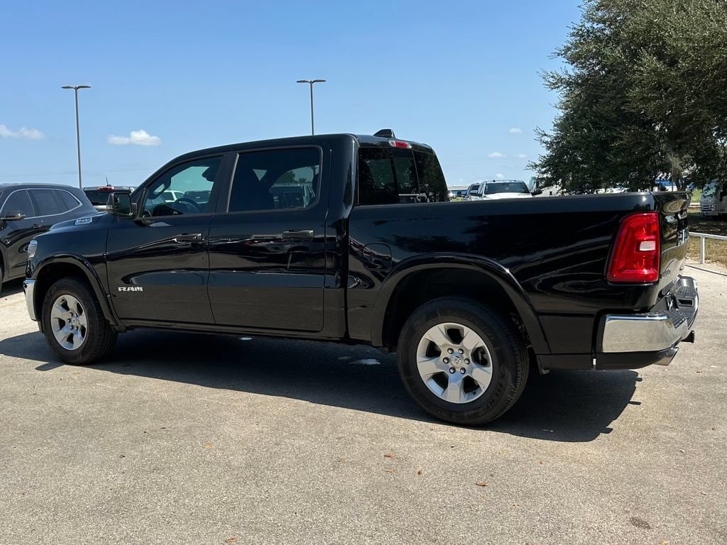 Used 2025 RAM 1500 Big Horn AWD/4WD image 7