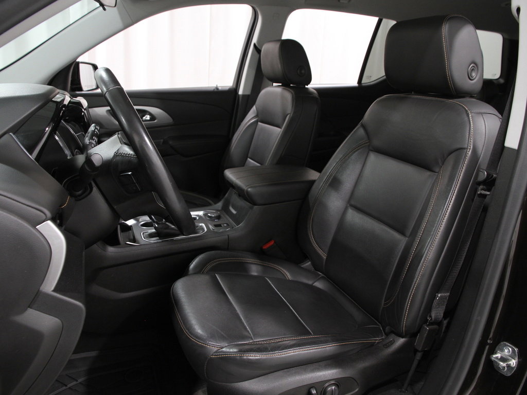 Used 2019 Chevrolet Traverse LT w/ LPO, Floor Liner Package image 5
