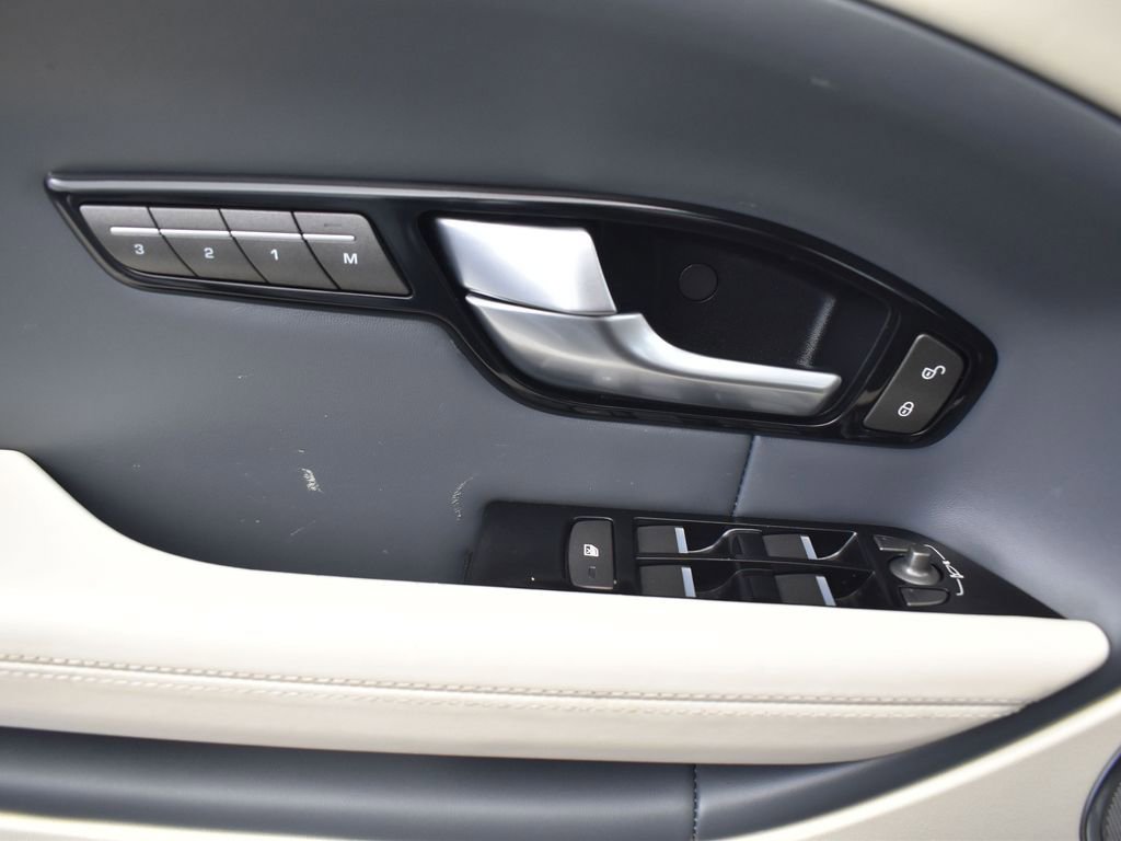 Used 2019 Land Rover Range Rover Evoque HSE Dynamic AWD/4WD image 27