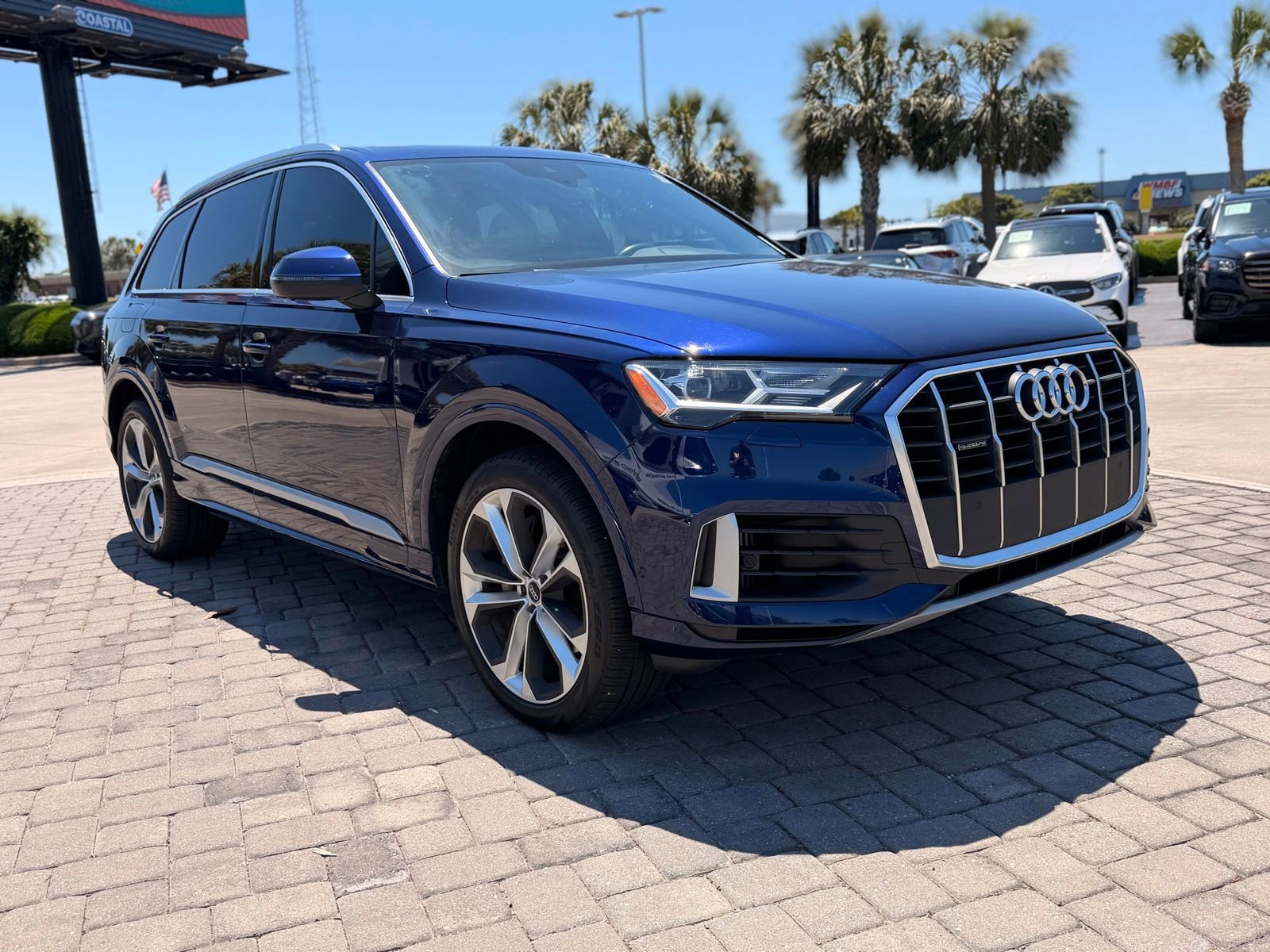 Used 2020 Audi Q7 3.0T Premium Plus AWD/4WD image 7