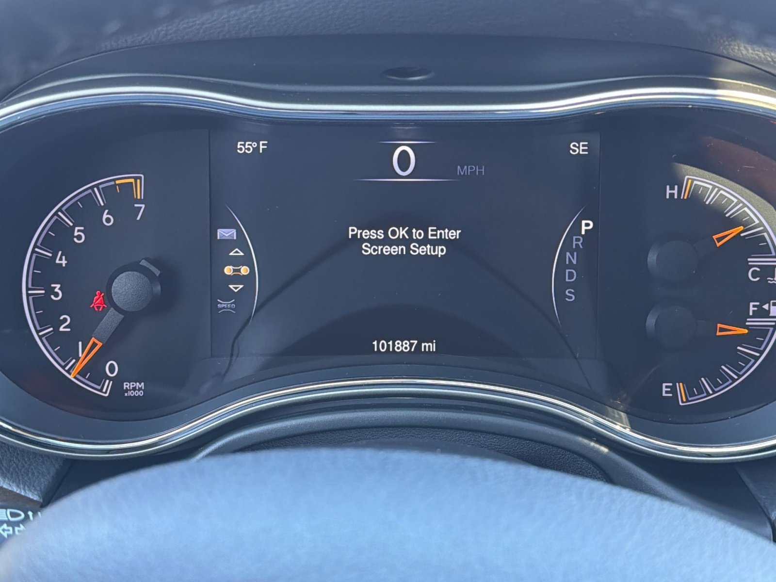 Used 2015 Jeep Grand Cherokee Limited w/ Luxury Group II image 17