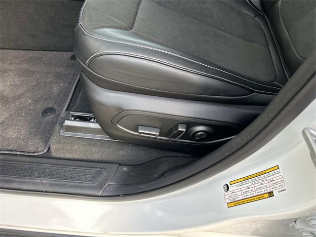 New 2025 Jeep Grand Cherokee Laredo image 8