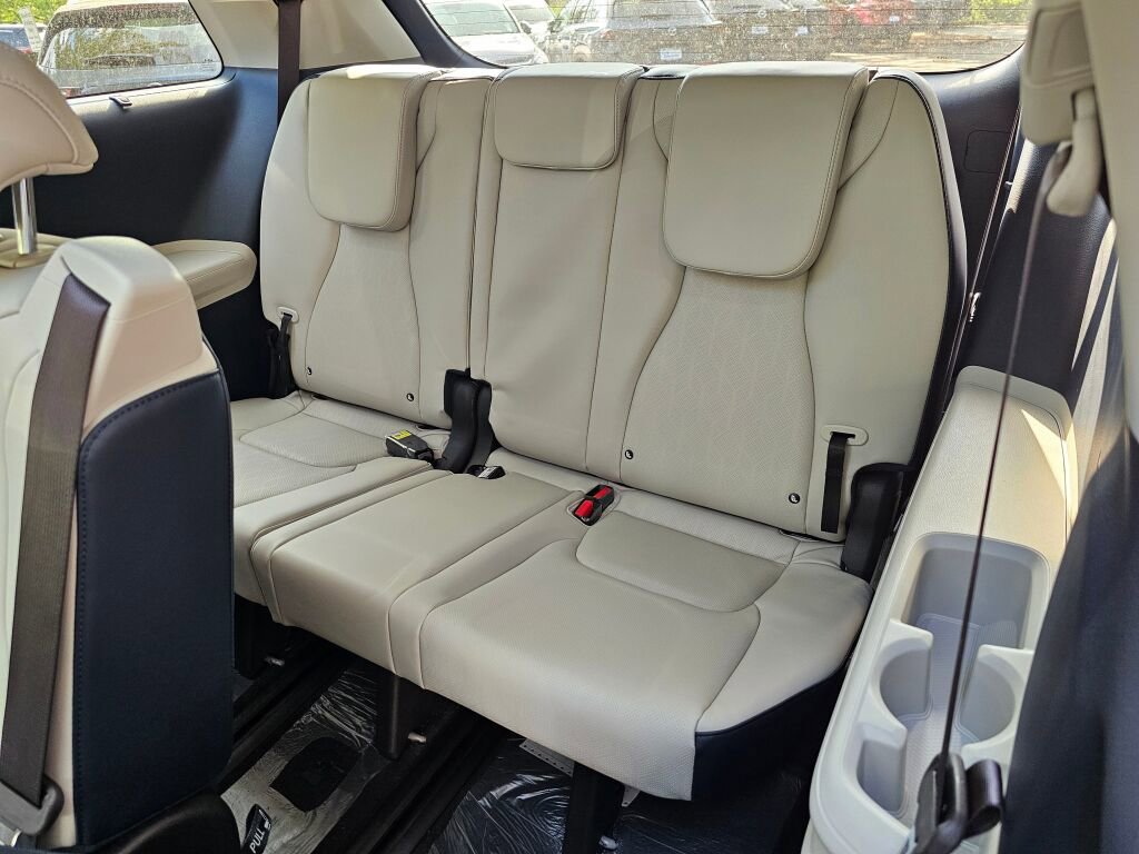 New 2026 Kia Carnival SX w/ SX Dark Edition Package image 25