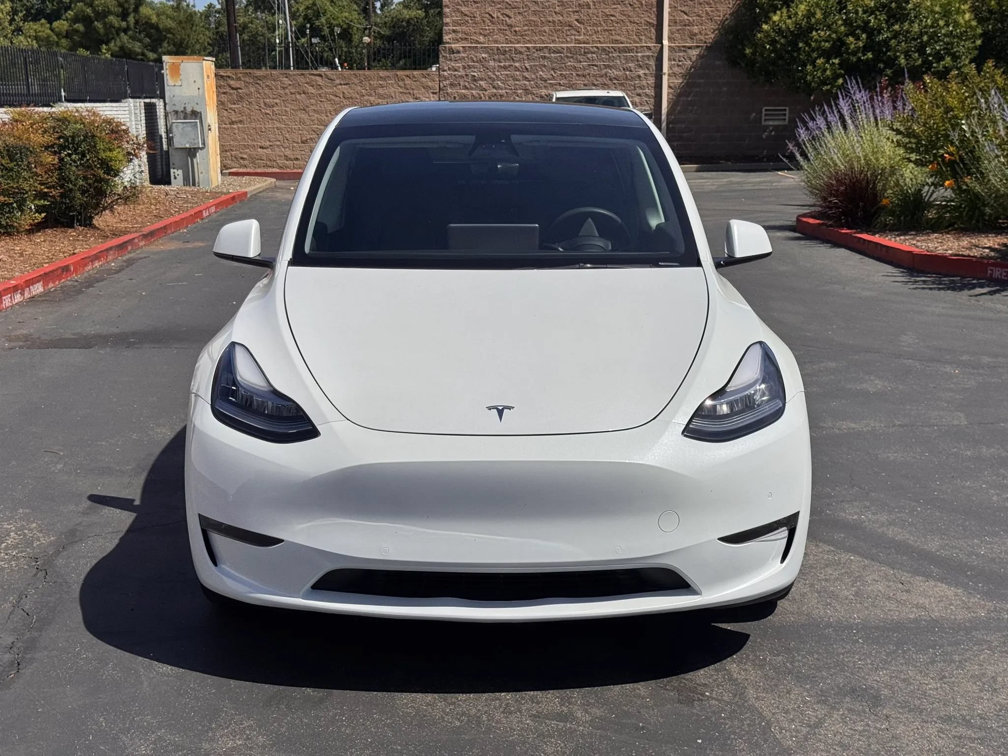 Used 2021 Tesla Model Y Long Range AWD/4WD image 9