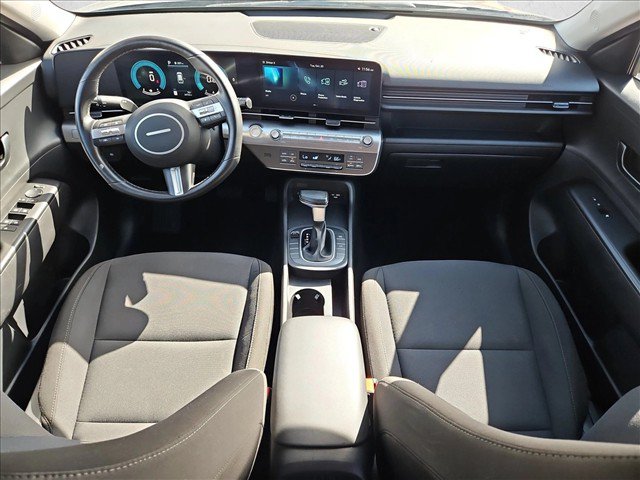 Used 2025 Hyundai Kona SEL FWD image 17