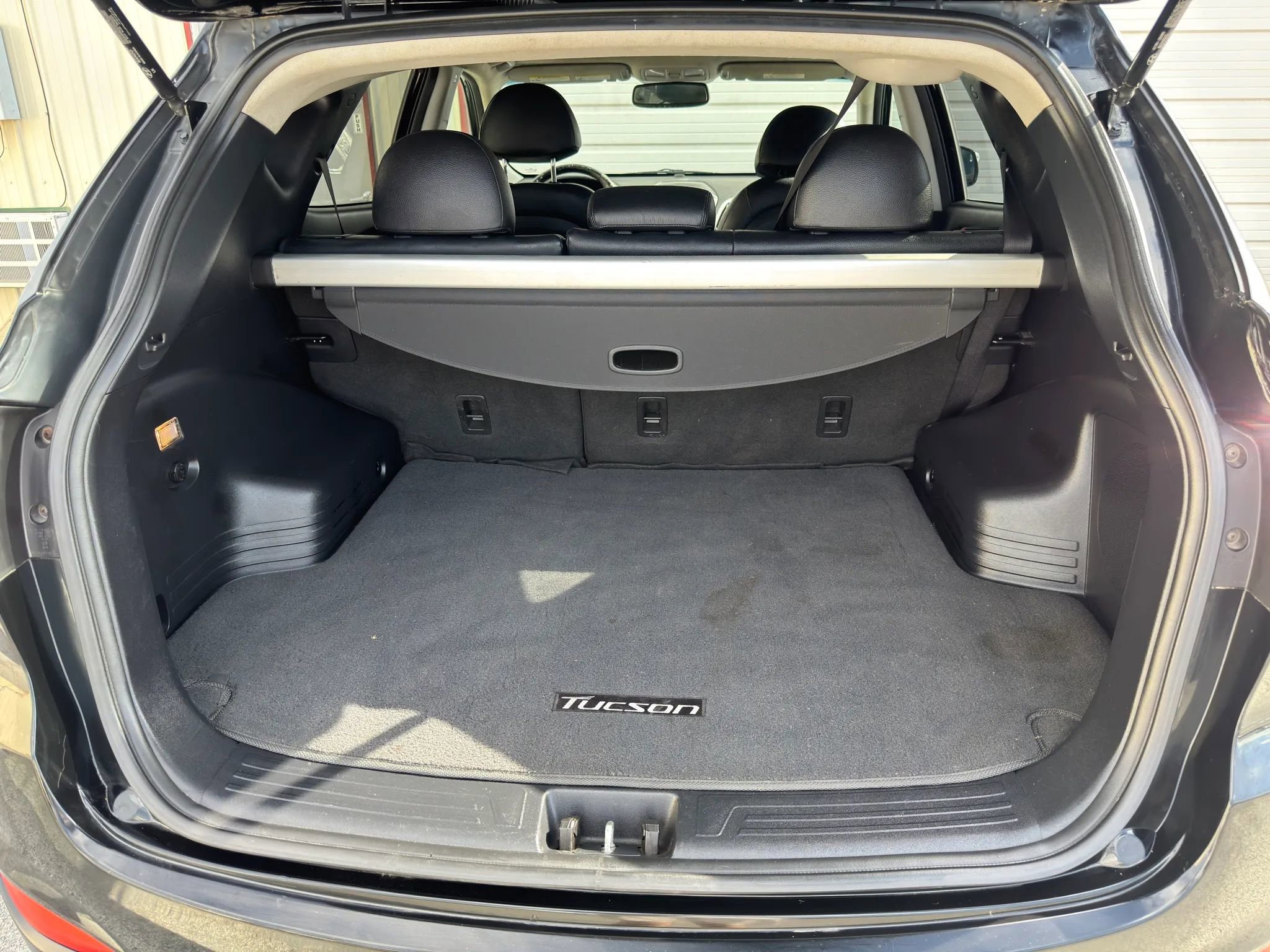 Used 2013 Hyundai Tucson Limited w/ Premium Pkg image 9