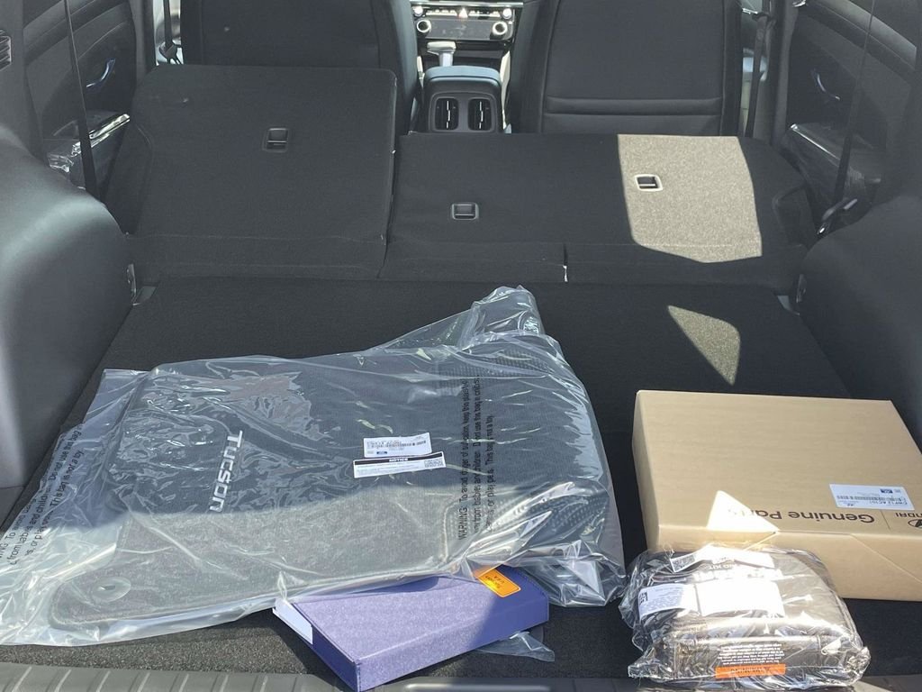 New 2026 Hyundai Tucson XRT FWD image 11