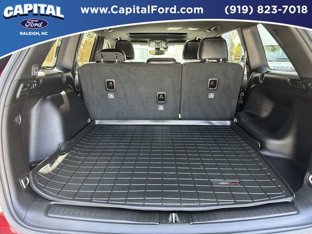 Used 2024 Jeep Grand Cherokee Altitude image 16