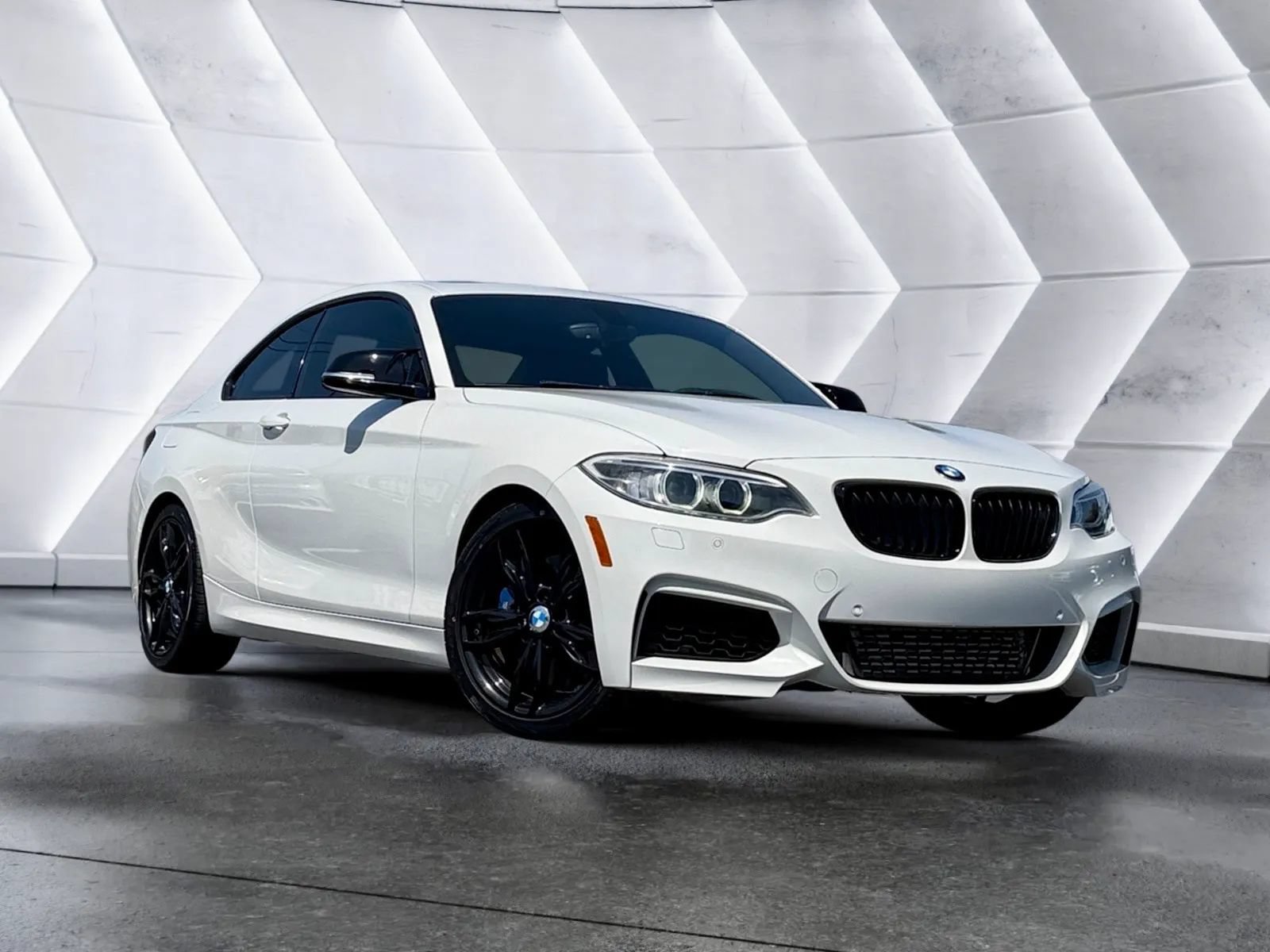 Used 2015 BMW M235i xDrive Coupe AWD/4WD image 7