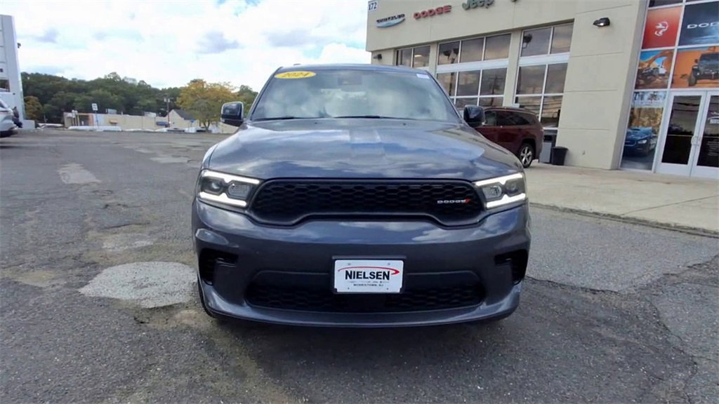 Used 2024 Dodge Durango GT image 3