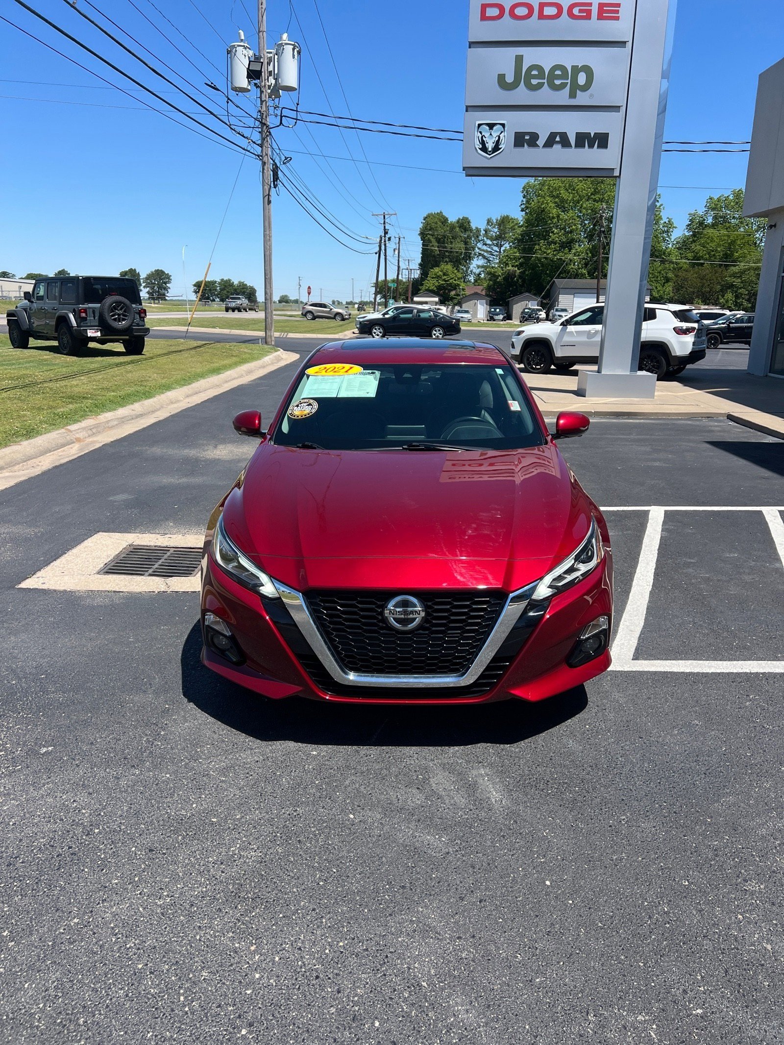 Used 2021 Nissan Altima 2.5 Platinum AWD/4WD image 5
