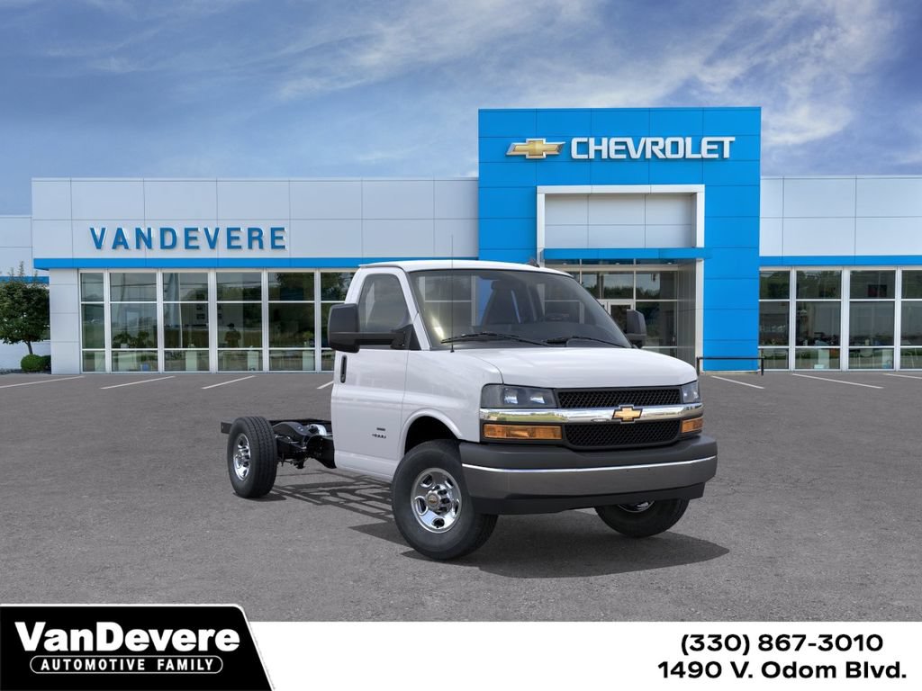 New 2026 Chevrolet Express 3500 w/ Power Convenience Package RWD image 1