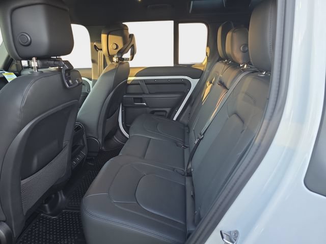 New 2026 Land Rover Defender 110 X-Dynamic SE AWD/4WD image 11