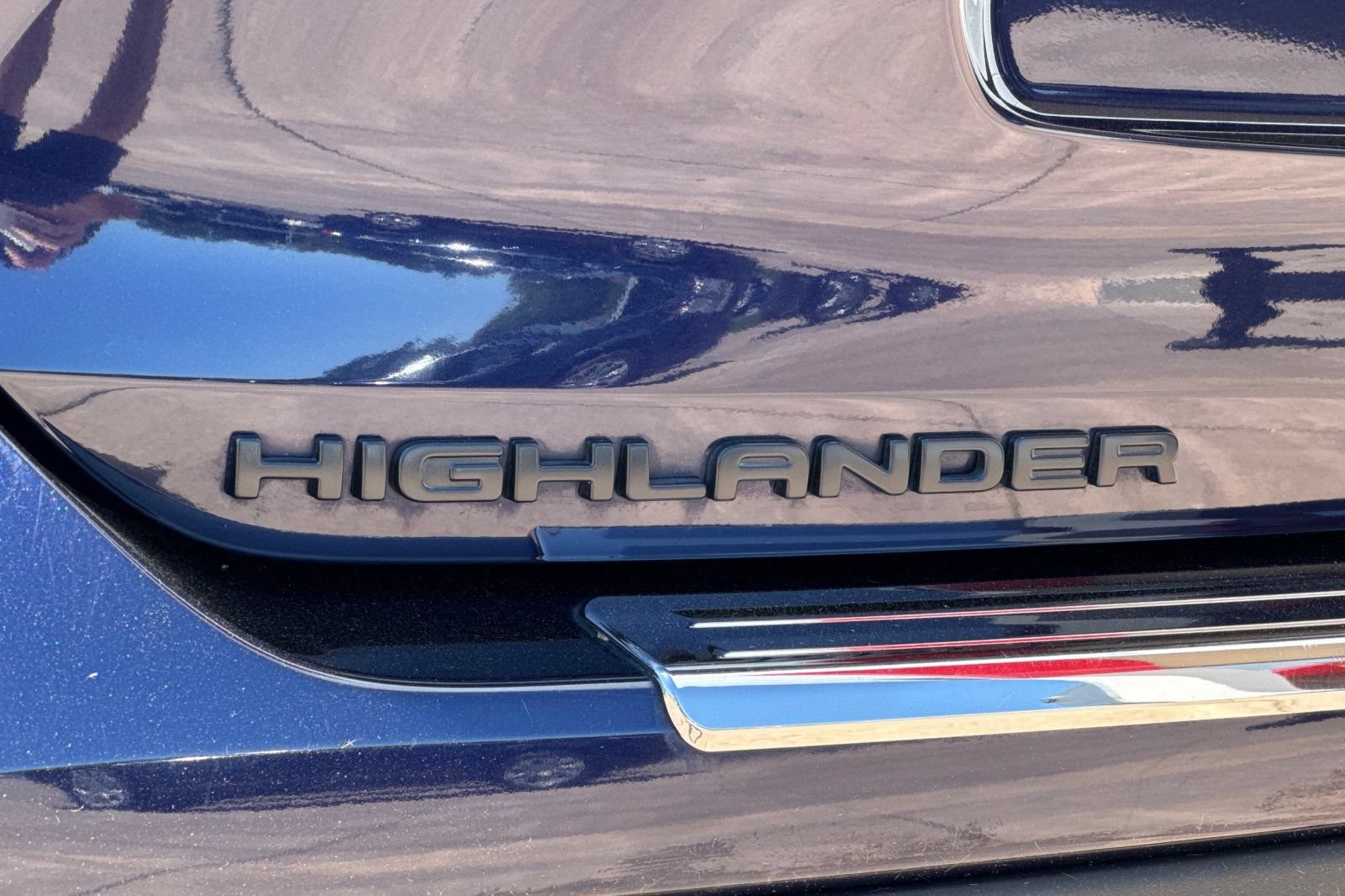 Used 2022 Toyota Highlander XLE FWD image 36