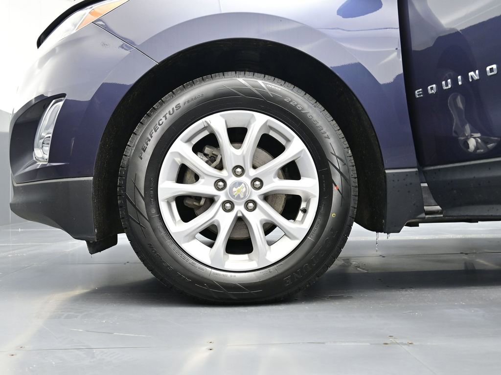 Used 2019 Chevrolet Equinox LS image 17