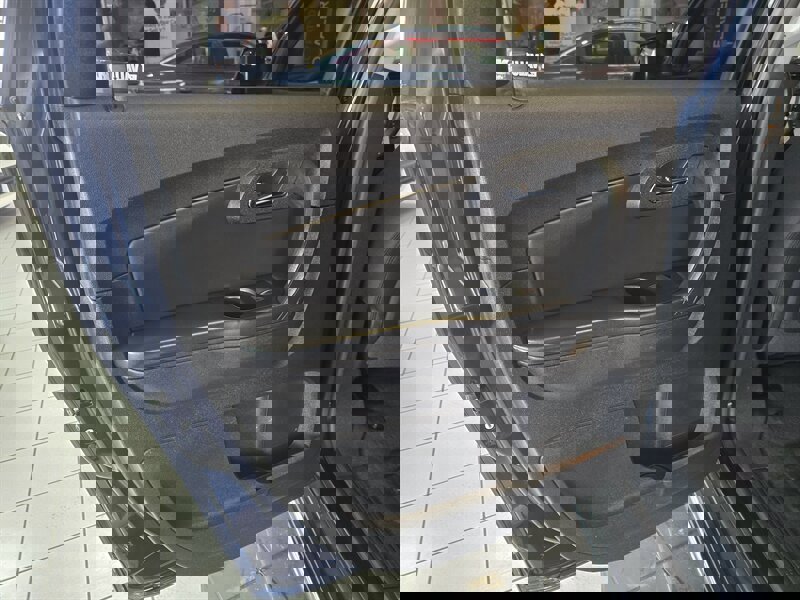 Used 2010 Chevrolet Traverse LT w/ Personal Connectivity Package image 10