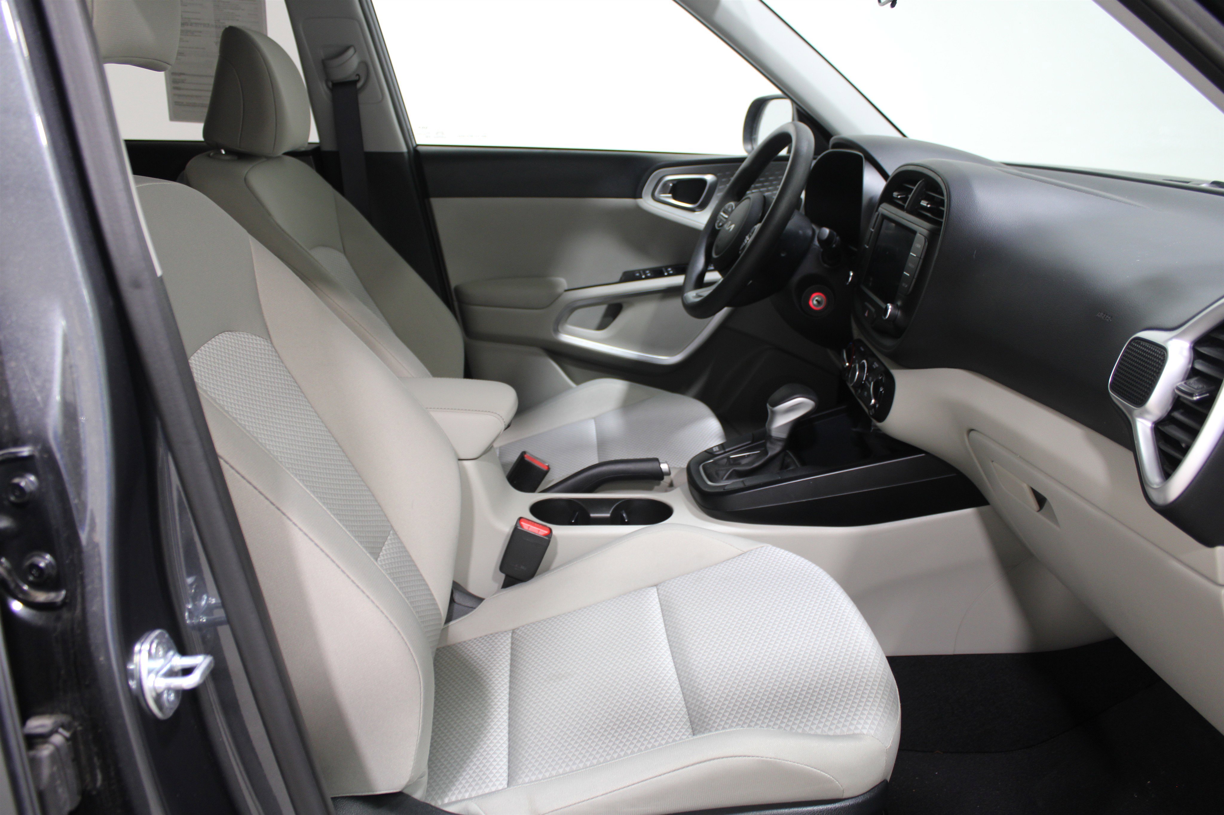 Used 2024 Kia Soul LX w/ Option Group 015 image 24