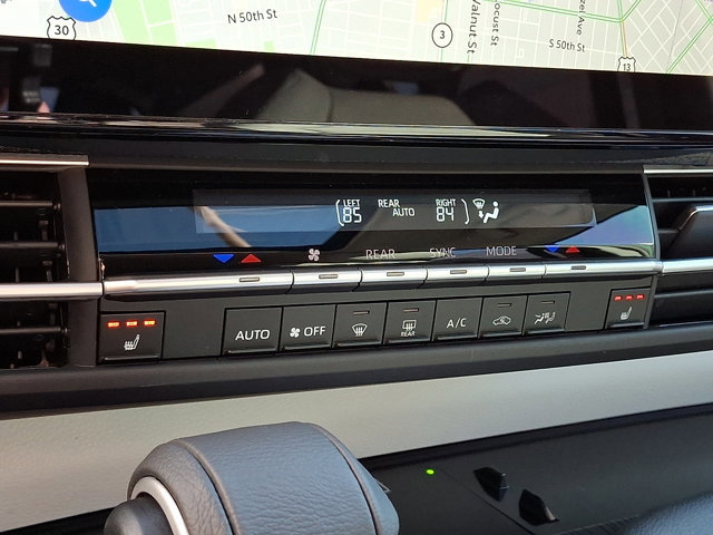 Certified 2026 Toyota Sienna XLE image 19