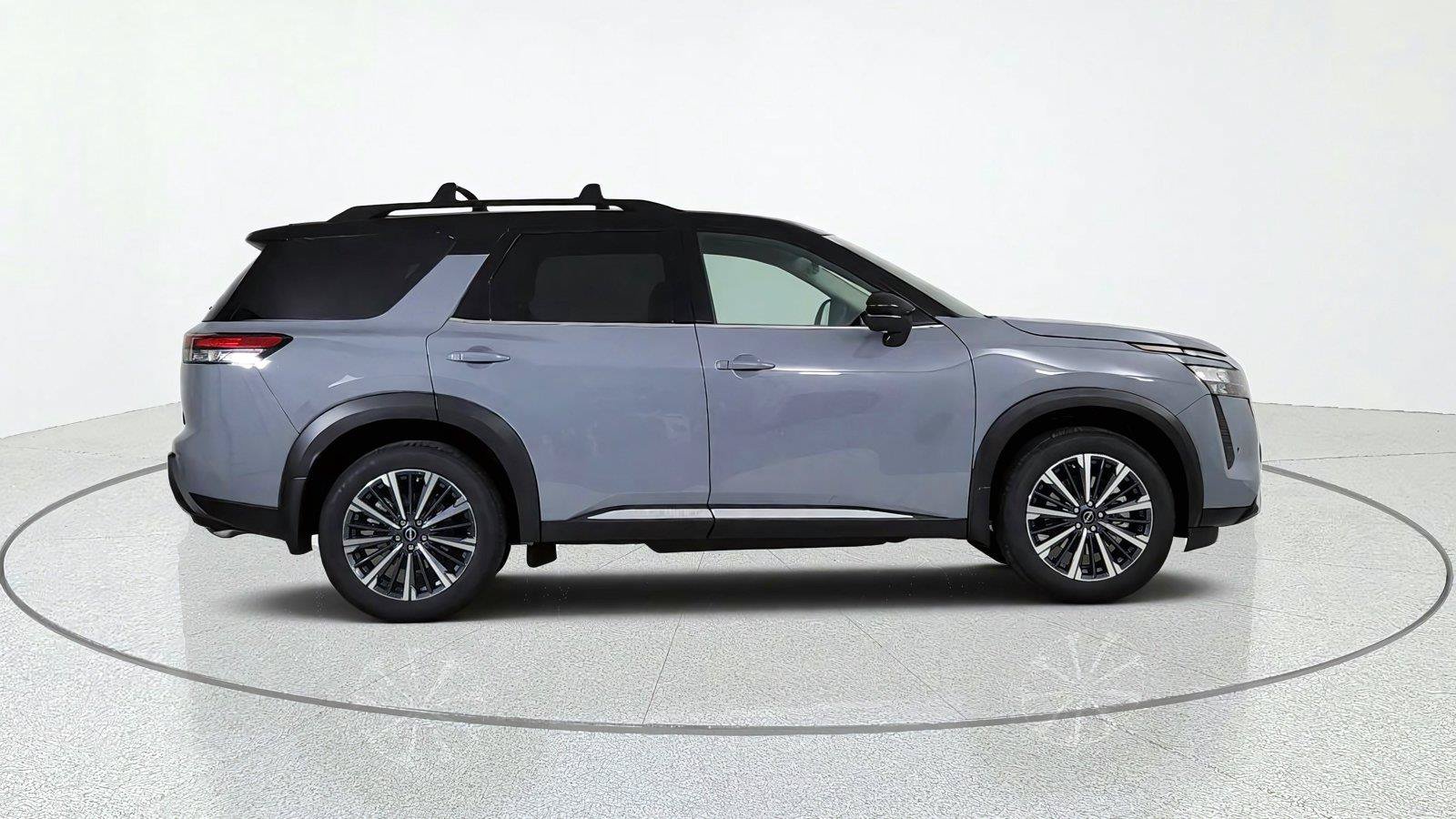 New 2026 Nissan Pathfinder Platinum AWD/4WD image 7