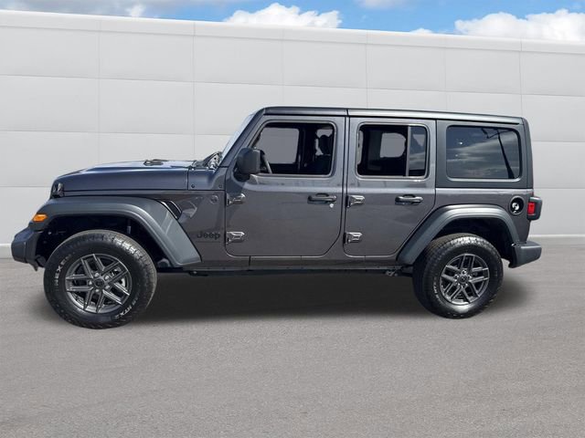 Used 2025 Jeep Wrangler Unlimited Sport AWD/4WD image 2