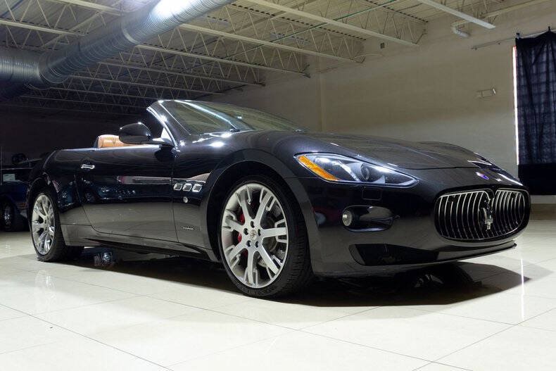Used 2015 Maserati GranTurismo Convertible RWD image 36