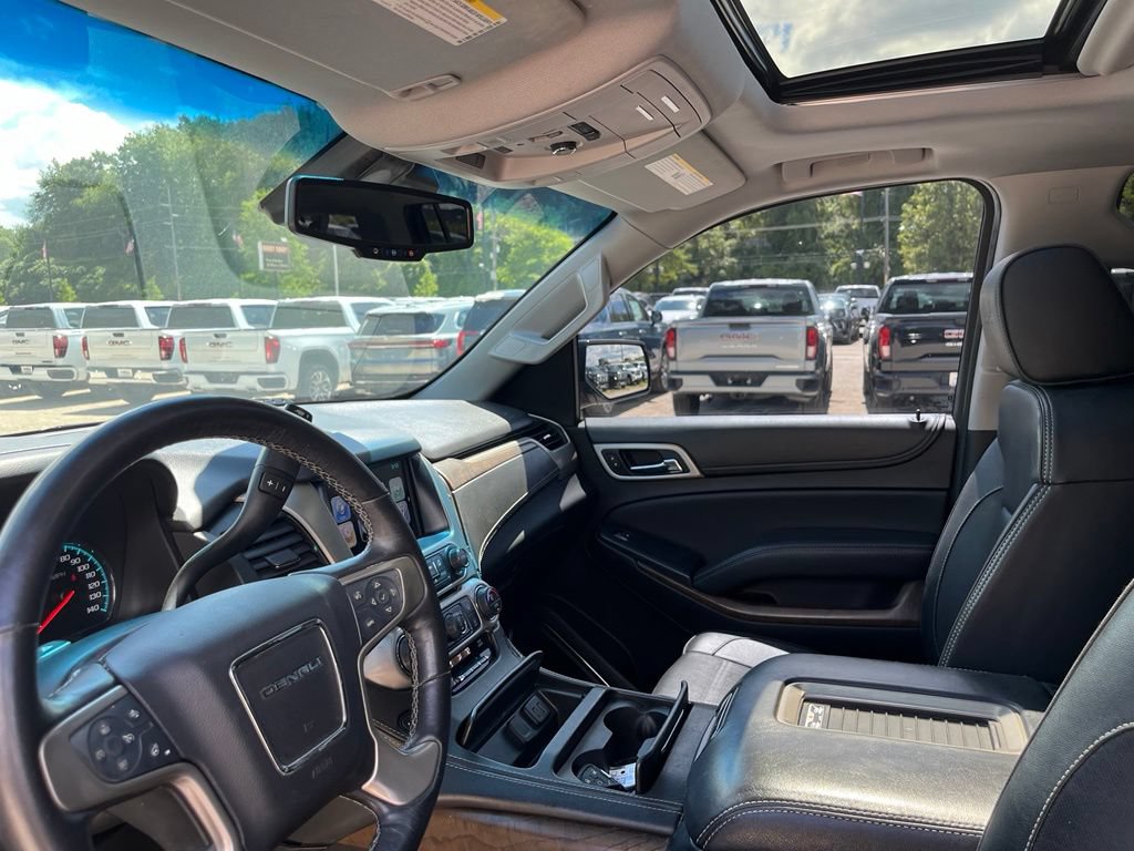 Used 2018 GMC Yukon XL Denali AWD/4WD image 22