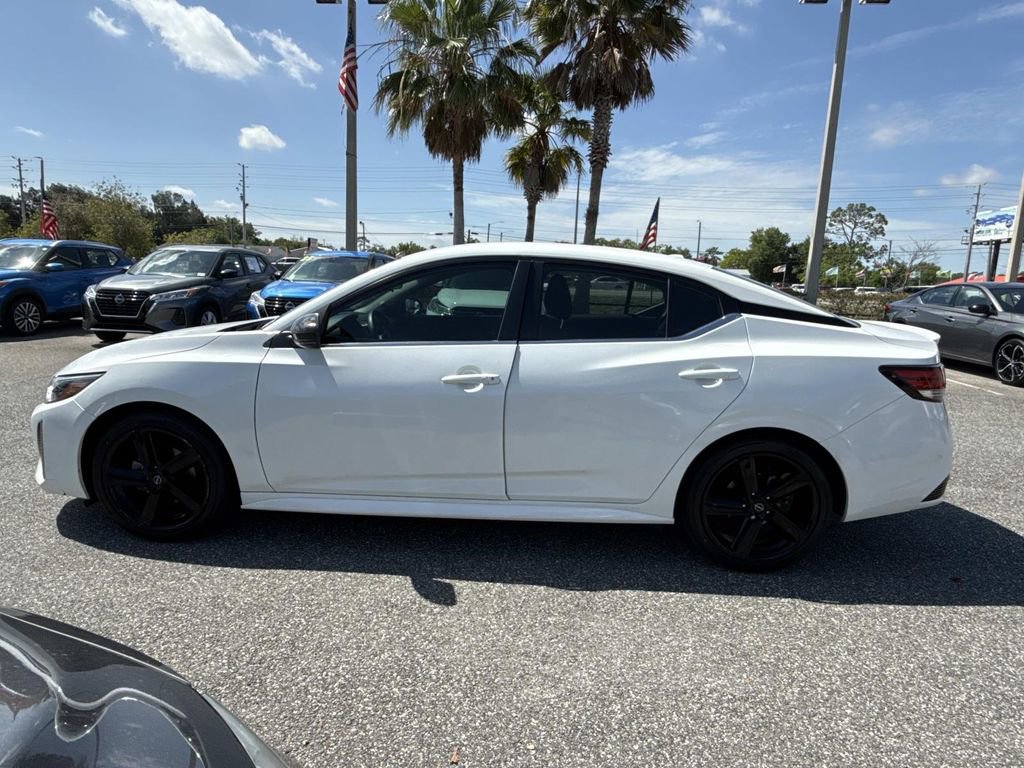 Certified 2024 Nissan Sentra SR FWD image 7