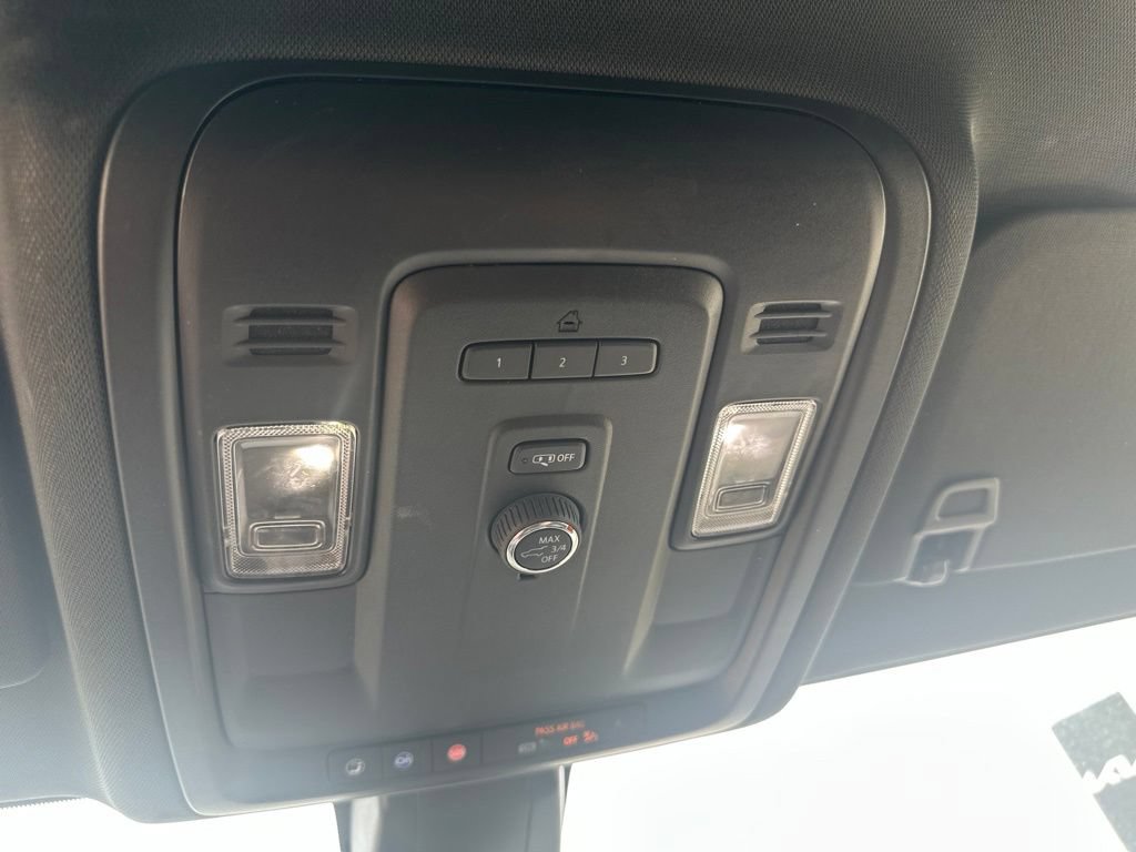Used 2021 Chevrolet Tahoe Z71 AWD/4WD image 31