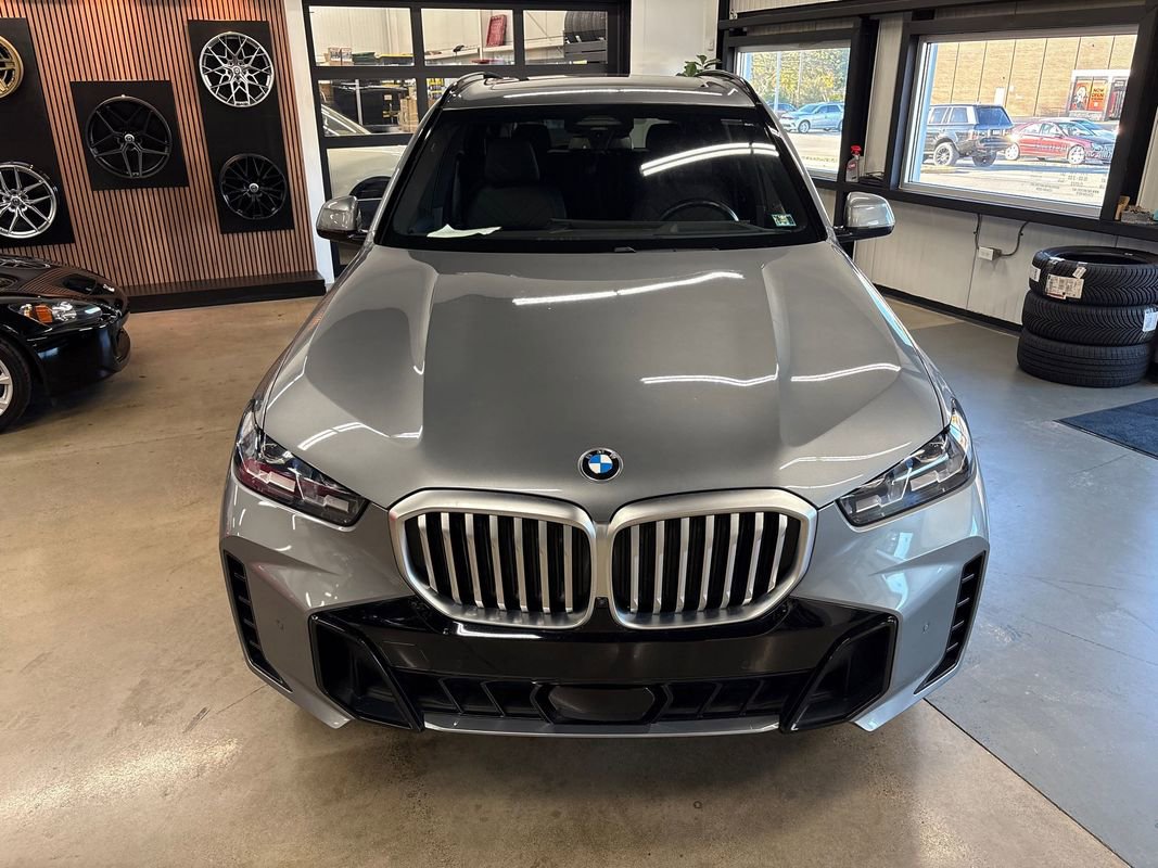 Used 2024 BMW X5 sDrive40i w/ M Sport Package image 17