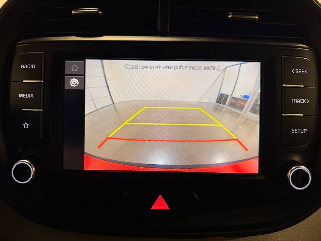 Used 2023 Kia Soul LX image 19