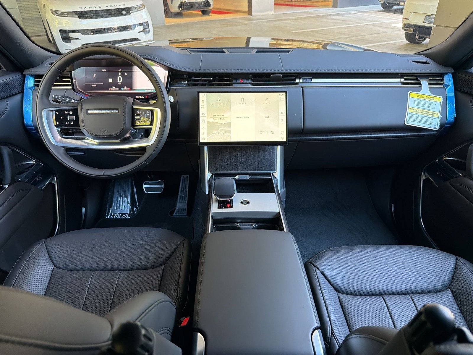 New 2026 Land Rover Range Rover Long Wheelbase SE AWD/4WD image 14