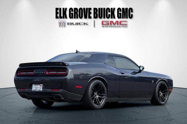 Used 2017 Dodge Challenger R/T Scat Pack image 4