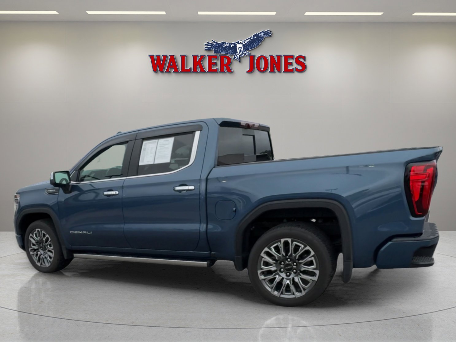 Used 2026 GMC Sierra 1500 Denali Ultimate image 3