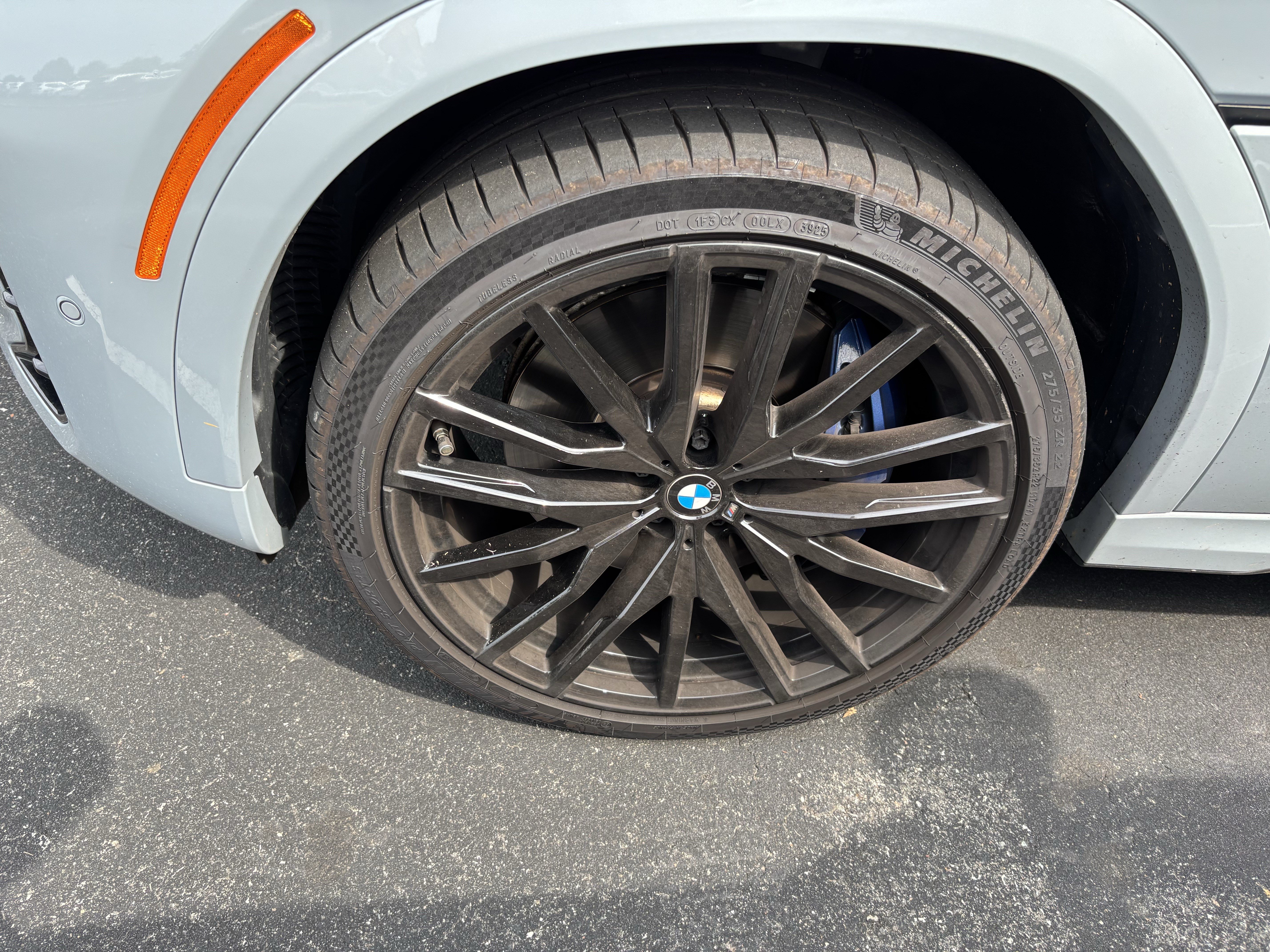Used 2024 BMW X6 M60i AWD/4WD image 13
