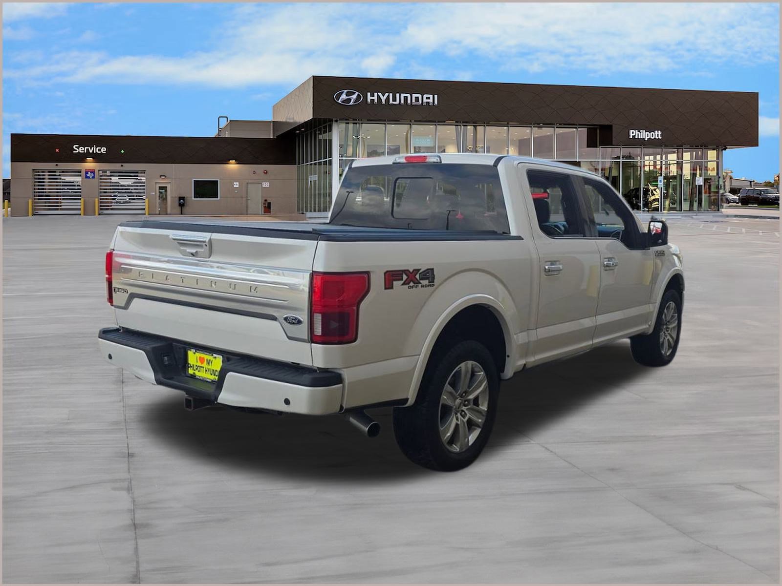 Used 2018 Ford F150 Platinum w/ Equipment Group 701A Luxury image 7