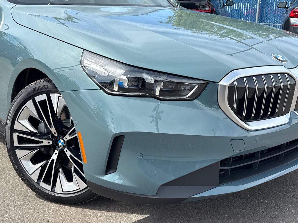 New 2026 BMW 530i w/ Premium Package RWD image 6