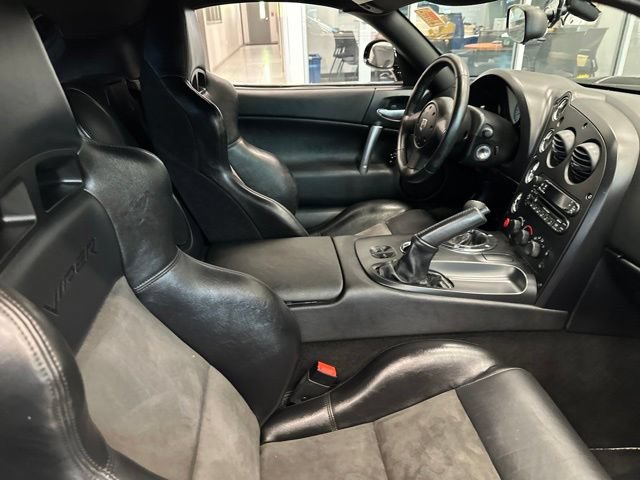 Used 2006 Dodge Viper SRT-10 RWD image 19