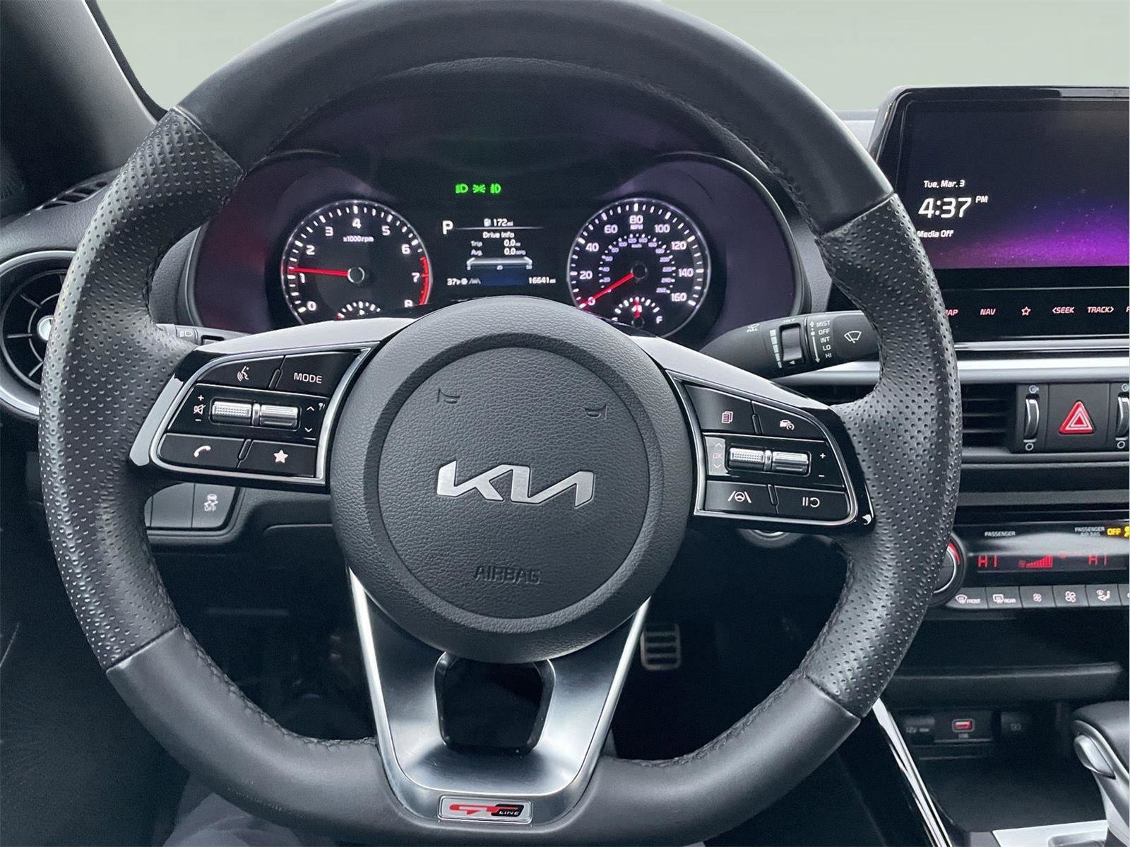 Used 2023 Kia Forte GT-Line image 25