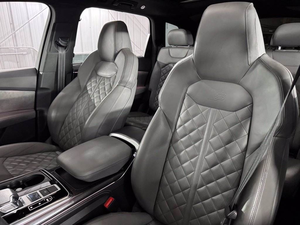 Used 2022 Audi SQ7 Premium Plus w/ SQ7 Executive Package AWD/4WD image 40