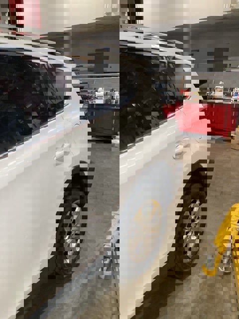 Used 2015 Toyota RAV4 XLE video 2