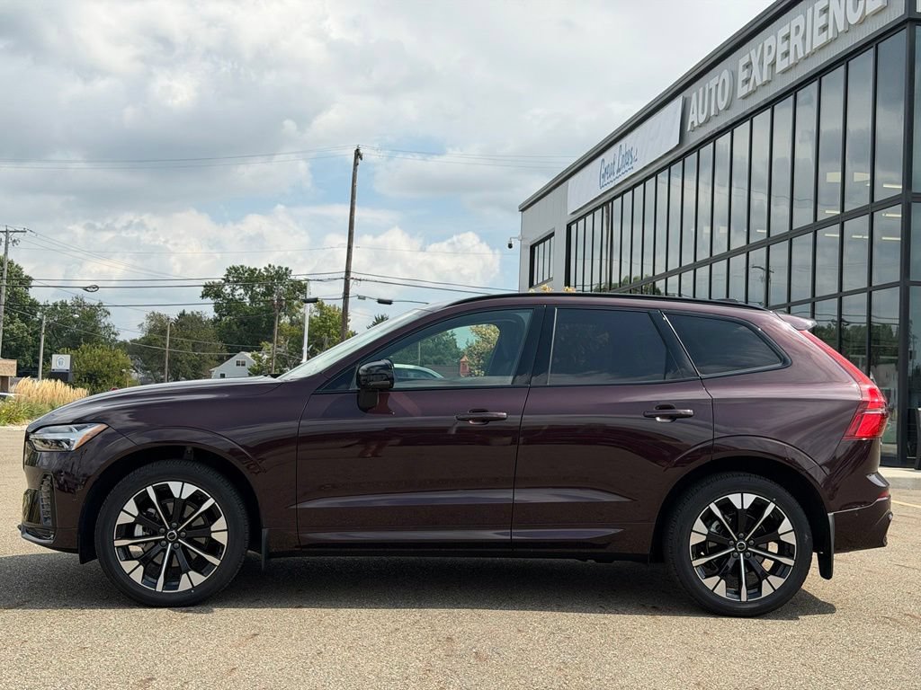 New 2026 Volvo XC60 B5 Plus w/ Climate Package AWD/4WD image 2