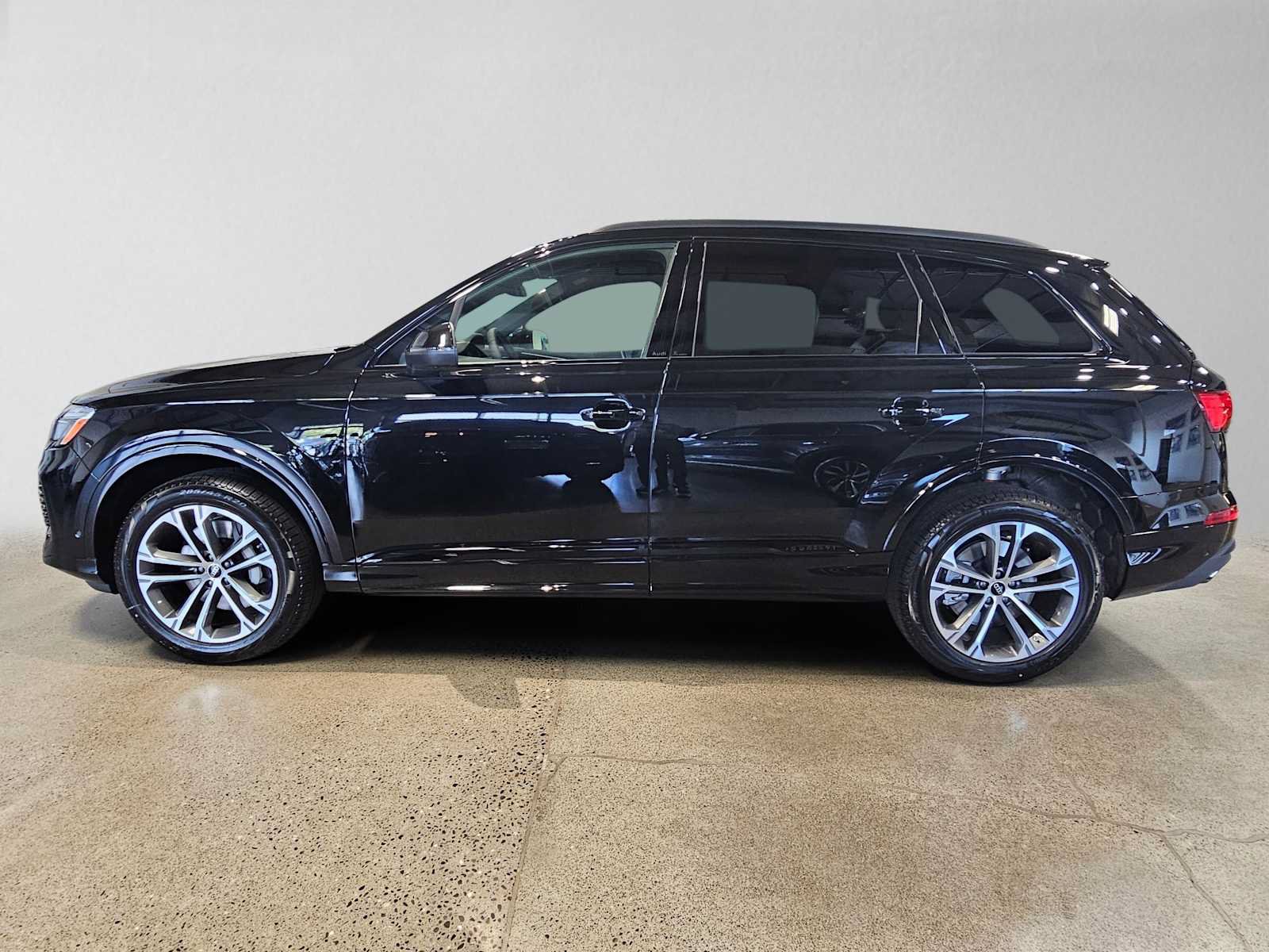 New 2026 Audi Q7 2.0T Premium AWD/4WD image 6