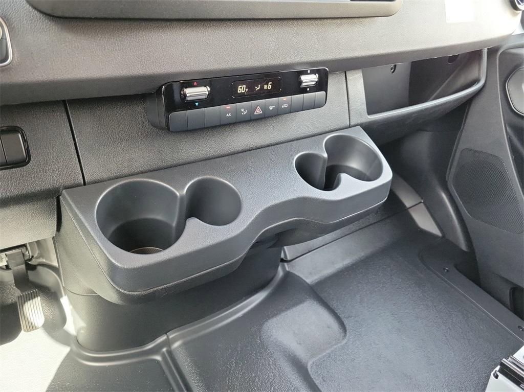 New 2025 Mercedes-Benz Sprinter 2500 image 22