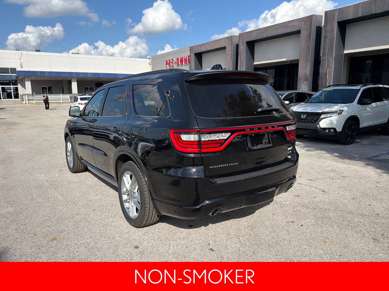 Used 2023 Dodge Durango GT image 6